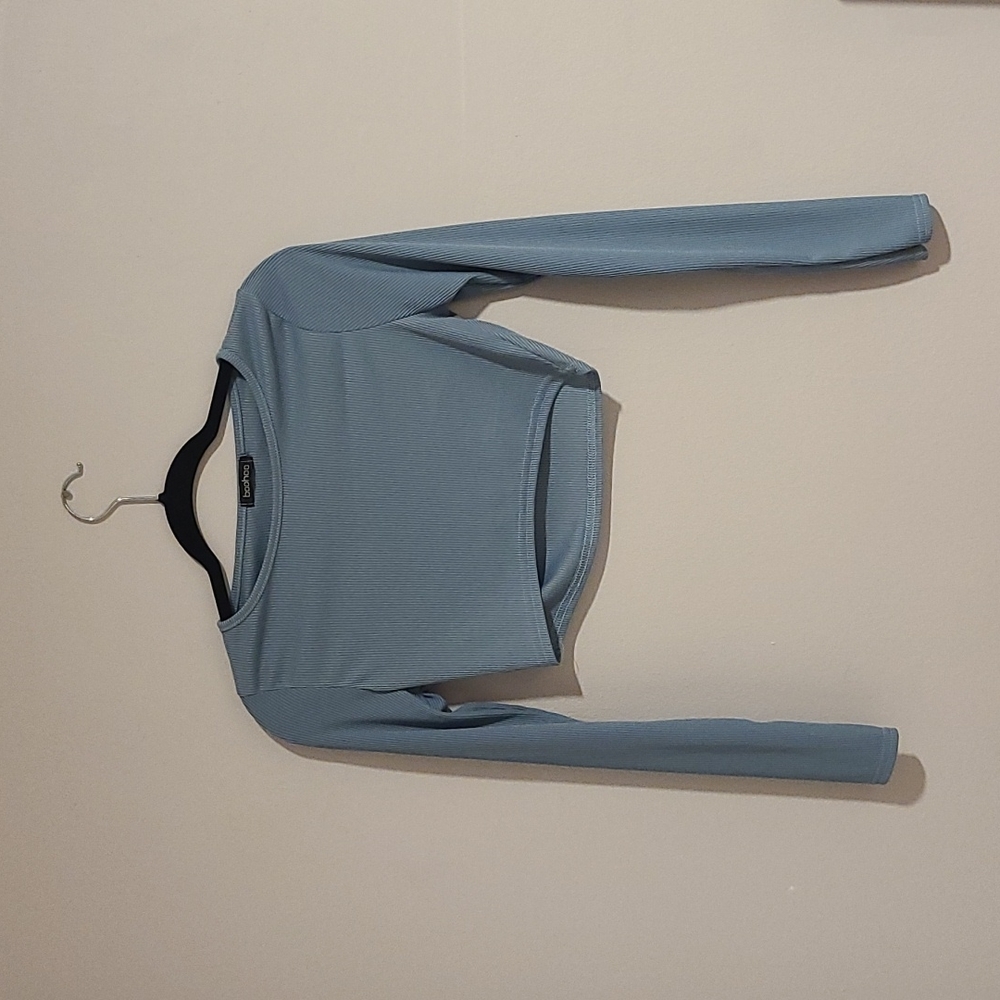 Long sleeve crop top